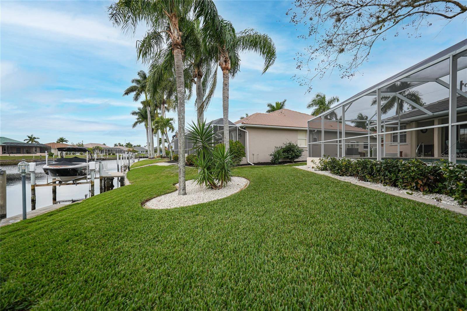 Punta Gorda, FL 33950,527 SAINT GIRONS CT