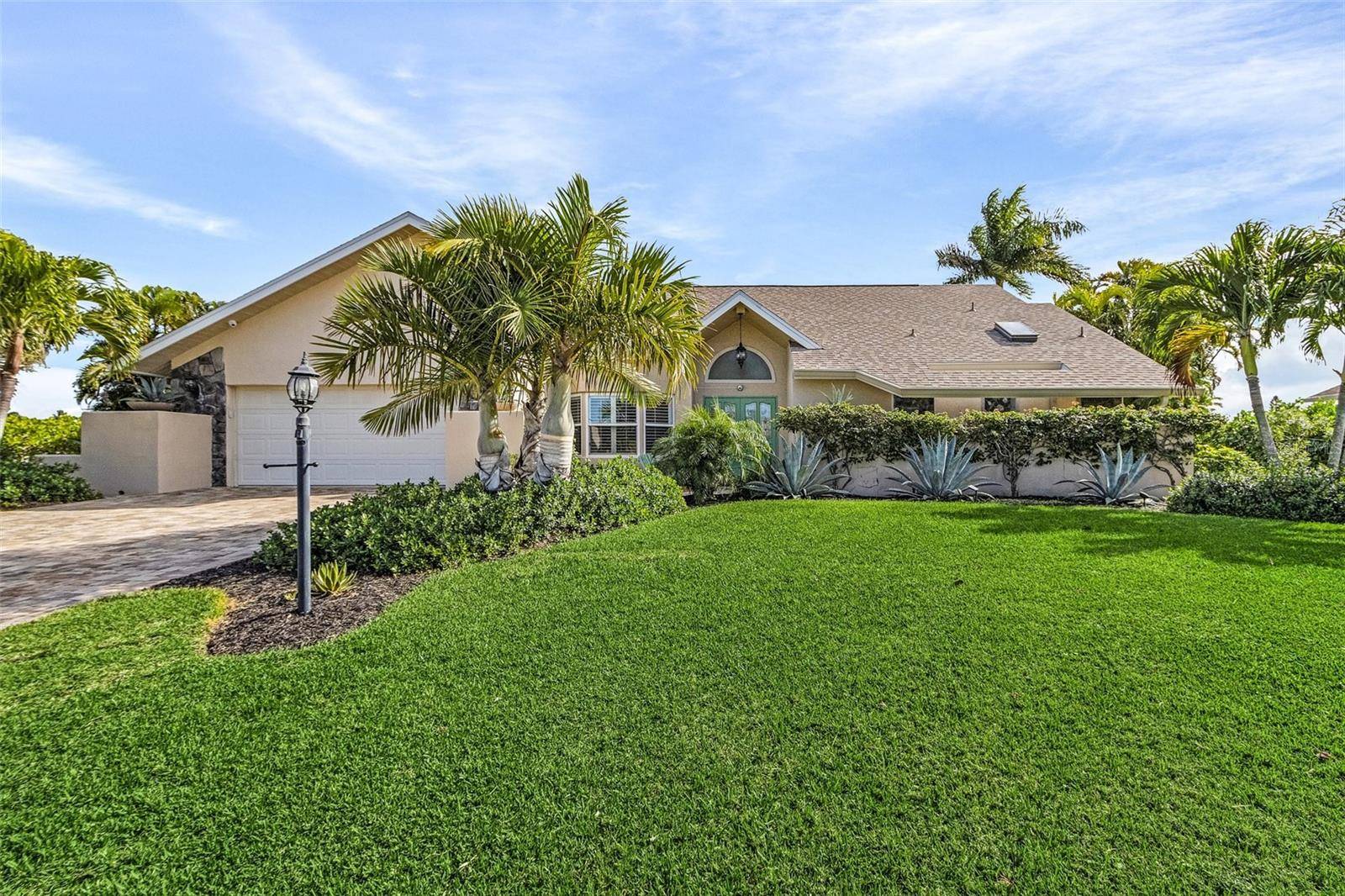 Fort Myers, FL 33919,6930 JULIE ANN CT