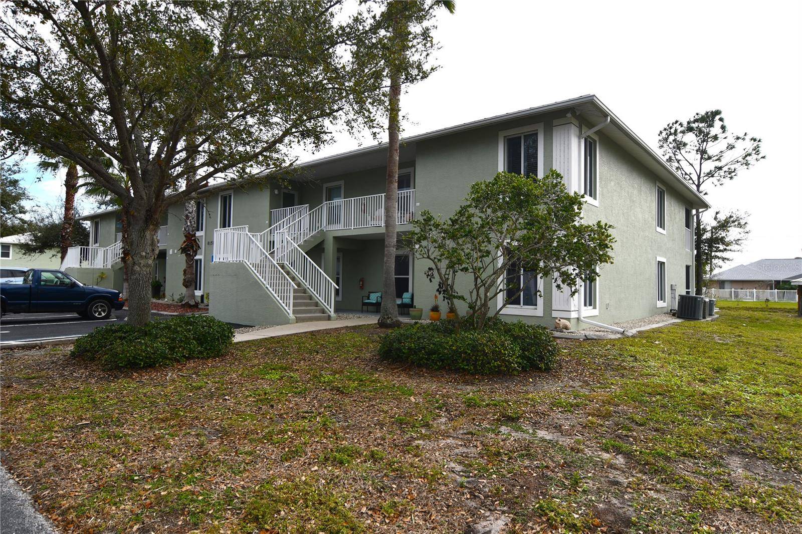 Rotonda West, FL 33947,8151 MEMORY LN #115