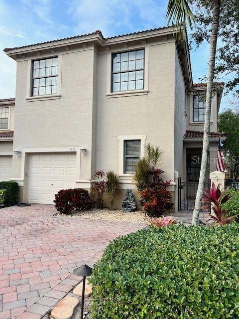 Naples, FL 34120,7492 BRISTOL CIR