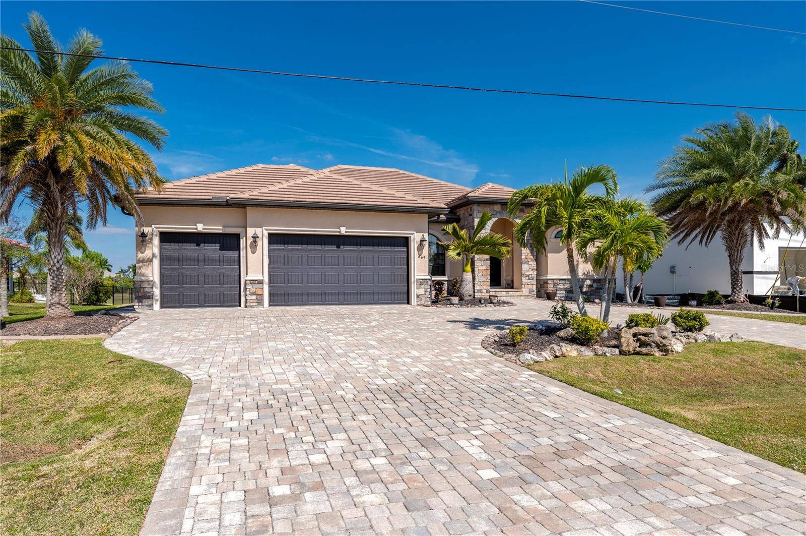 Punta Gorda, FL 33950,669 MONACO DR