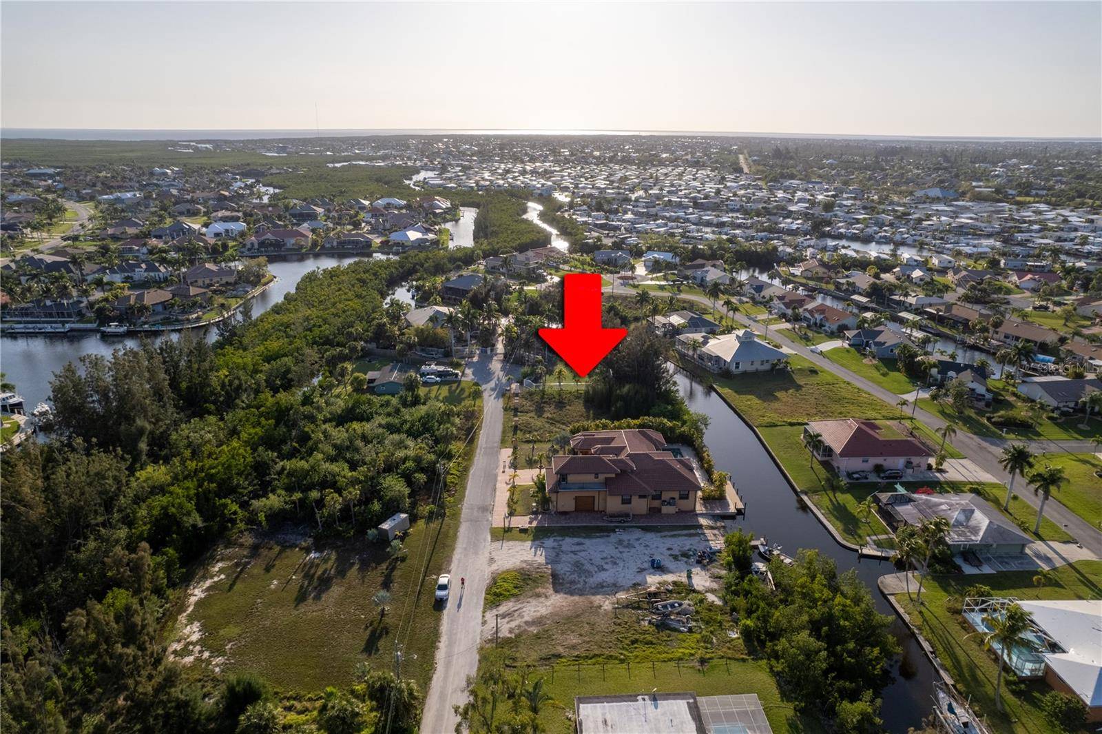 Punta Gorda, FL 33950,160 MANDALAY RD