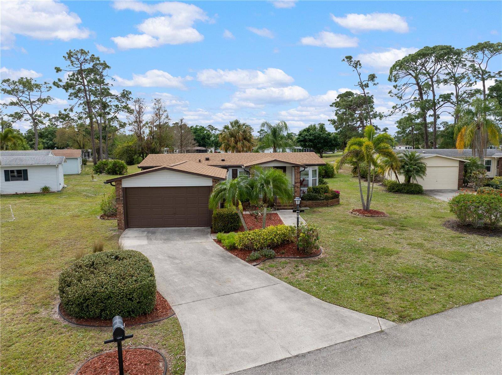 North Fort Myers, FL 33903,10752 TIMBER PINES CT