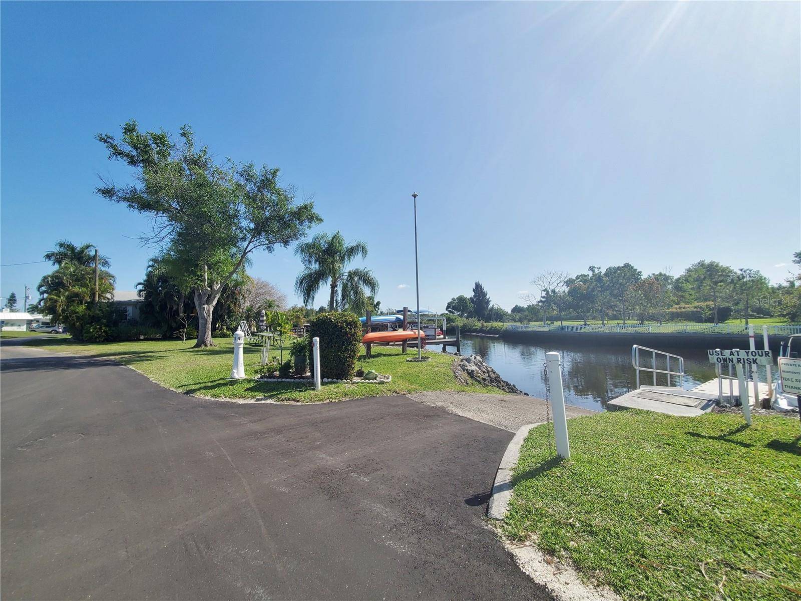 Punta Gorda, FL 33982,8320 RIVERSIDE DR #20