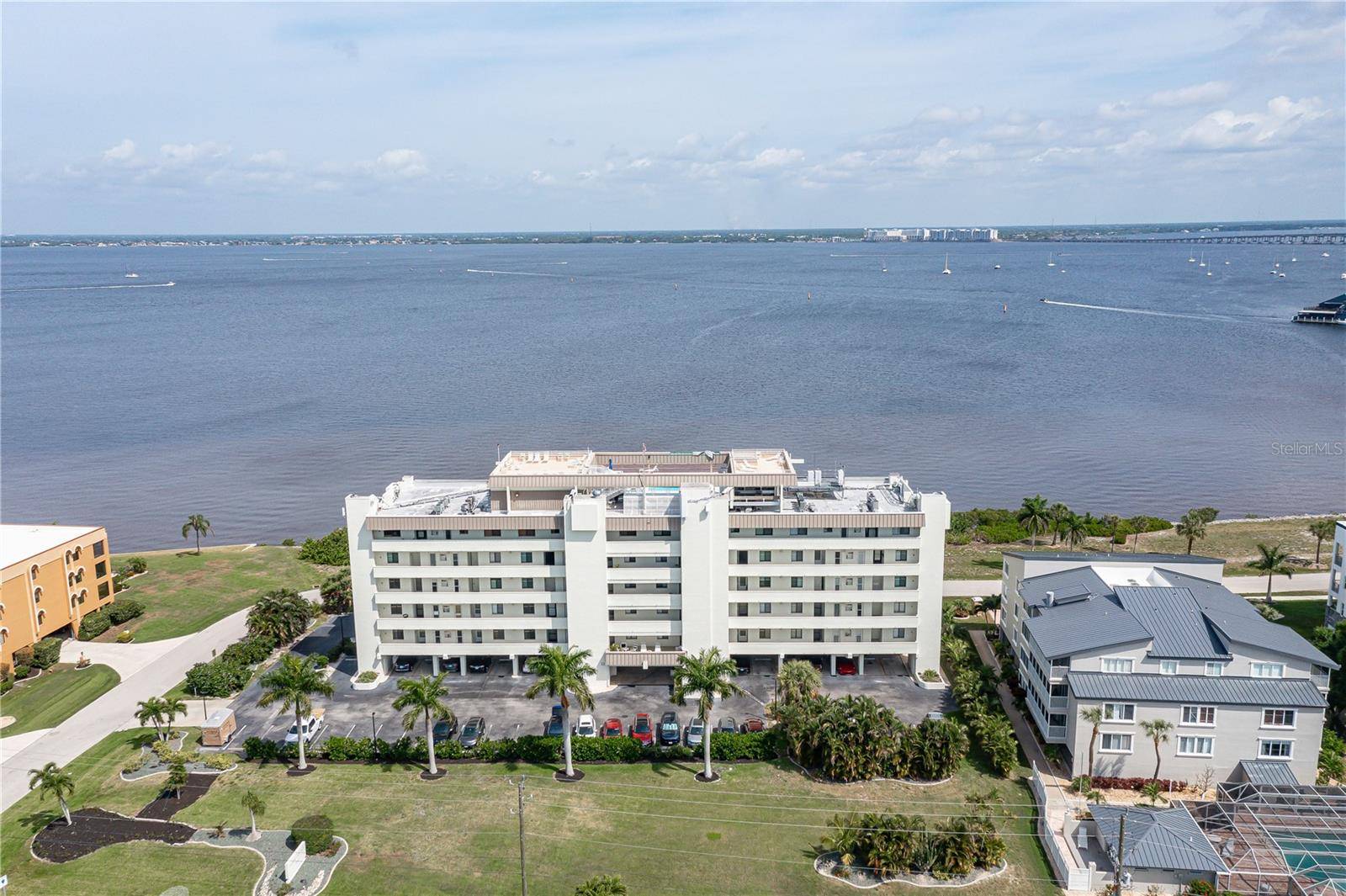 Punta Gorda, FL 33950,1500 PARK BEACH CIR #4C