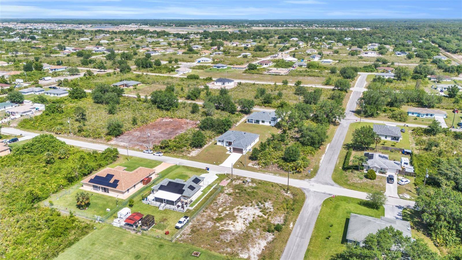 Lehigh Acres, FL 33972,813 POINSETTIA AVE
