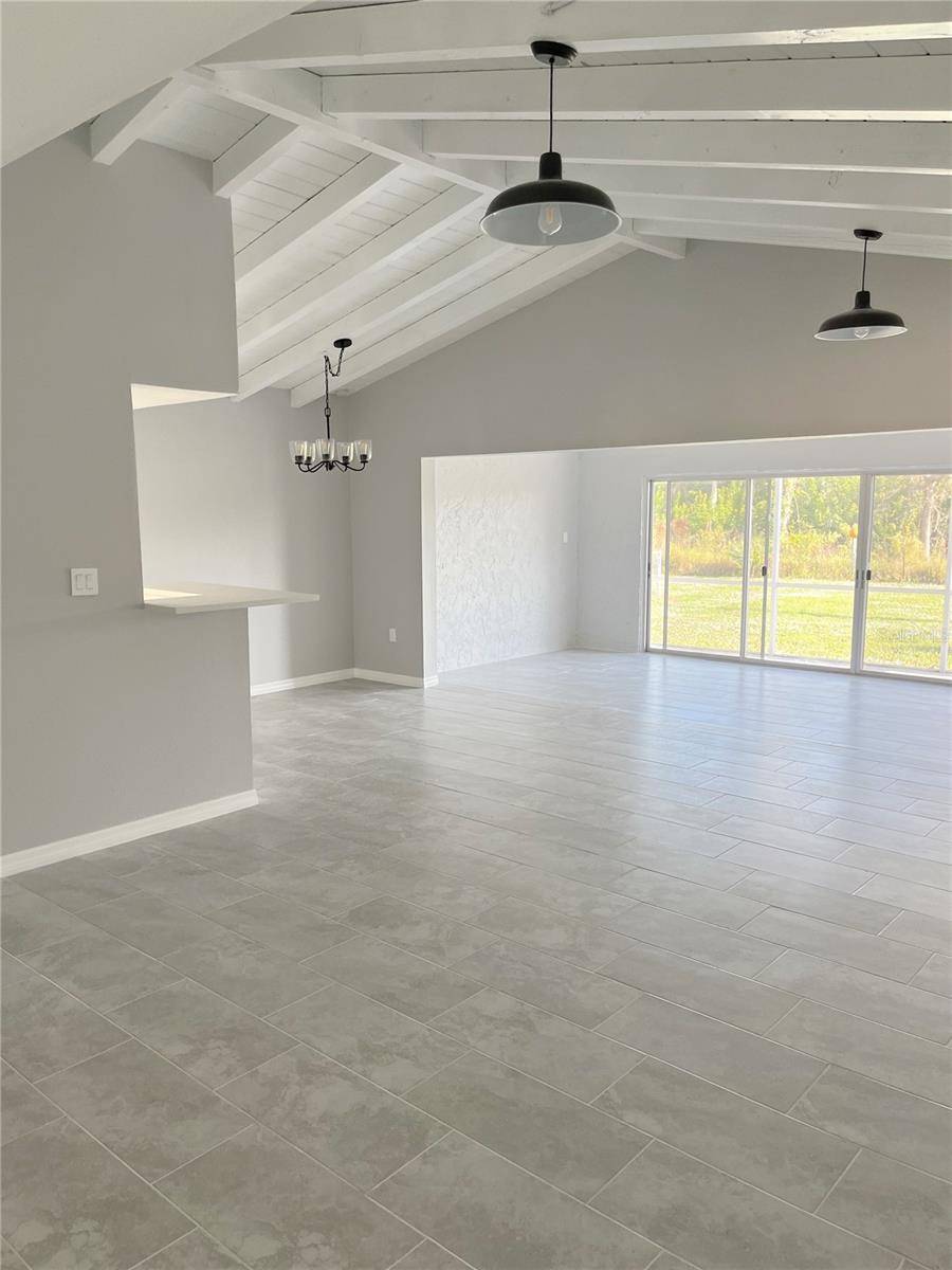 Rotonda West, FL 33947,75 ANNAPOLIS LN
