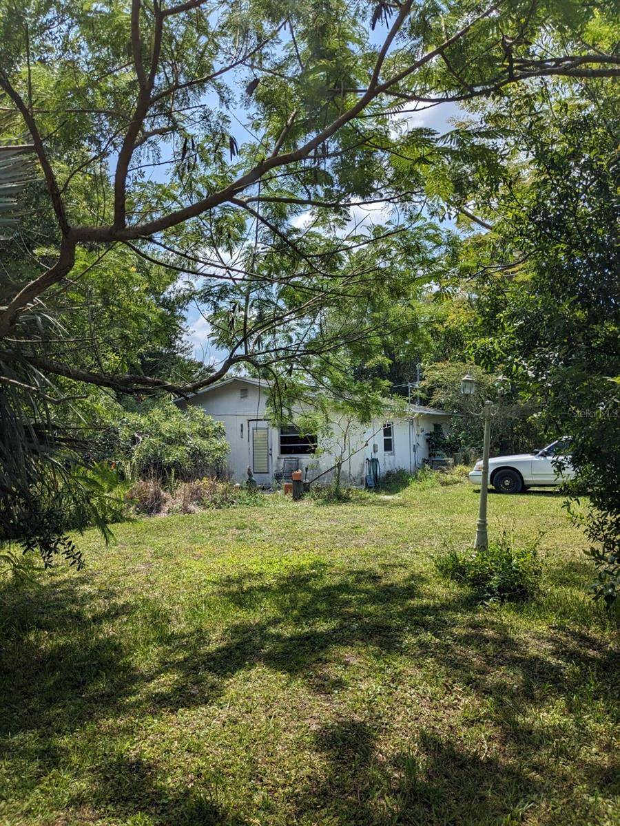 Punta Gorda, FL 33982,5727 BEECHWOOD ST