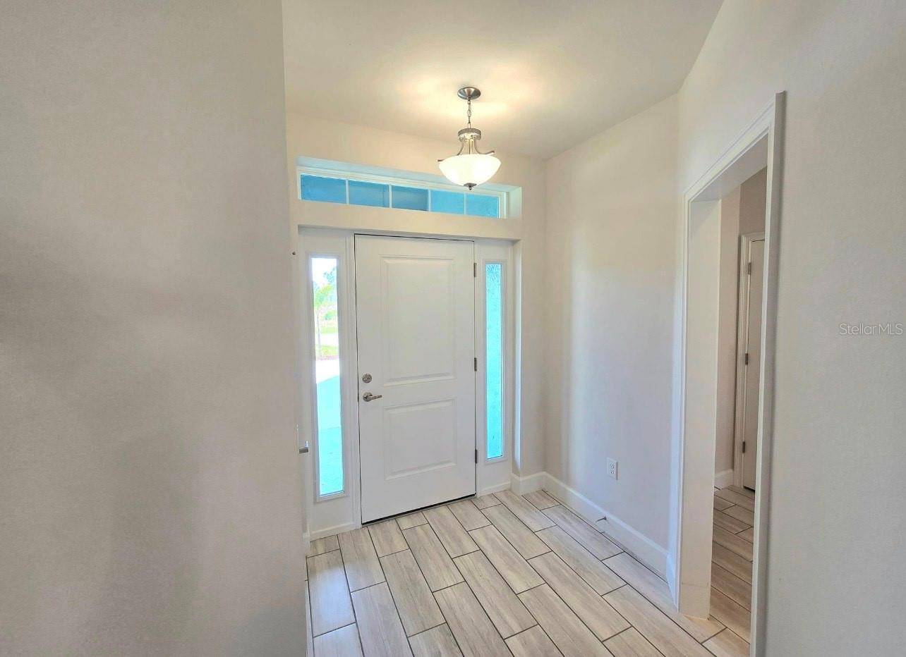 Port Charlotte, FL 33981,9267 WALDREP ST
