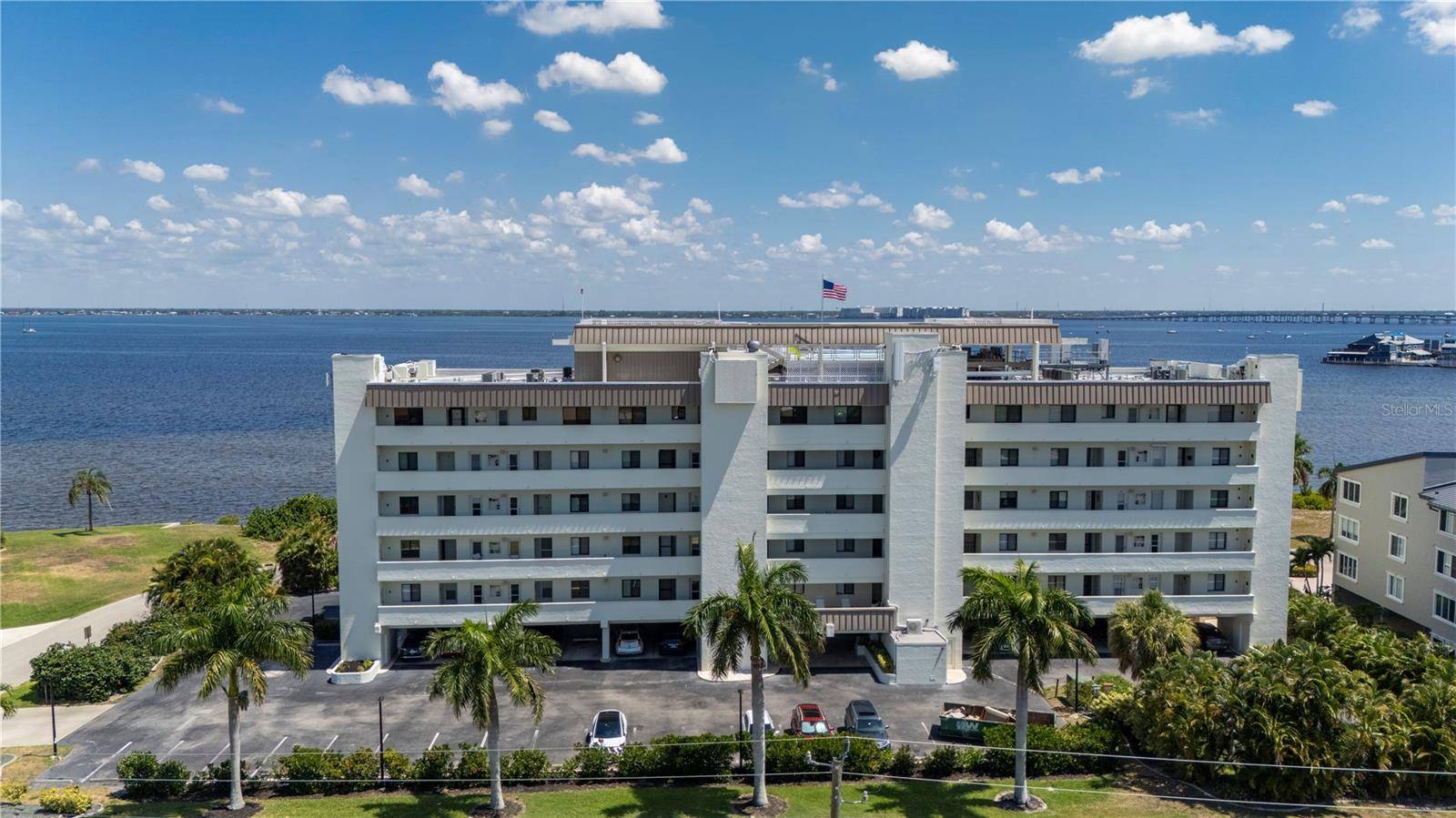 Punta Gorda, FL 33950,1500 PARK BEACH CIR #3C