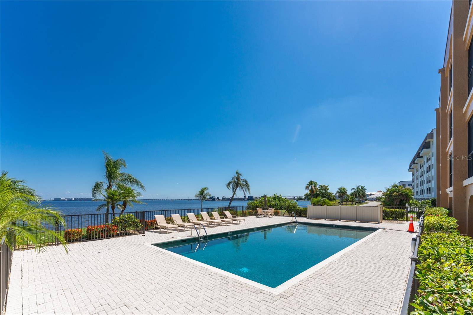 Punta Gorda, FL 33950,1601 PARK BEACH CIR #132/14