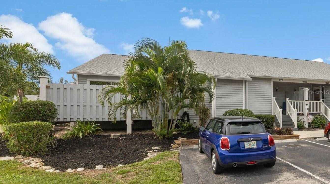 Fort Myers, FL 33908,6043 TIMBERWOOD CIR #222