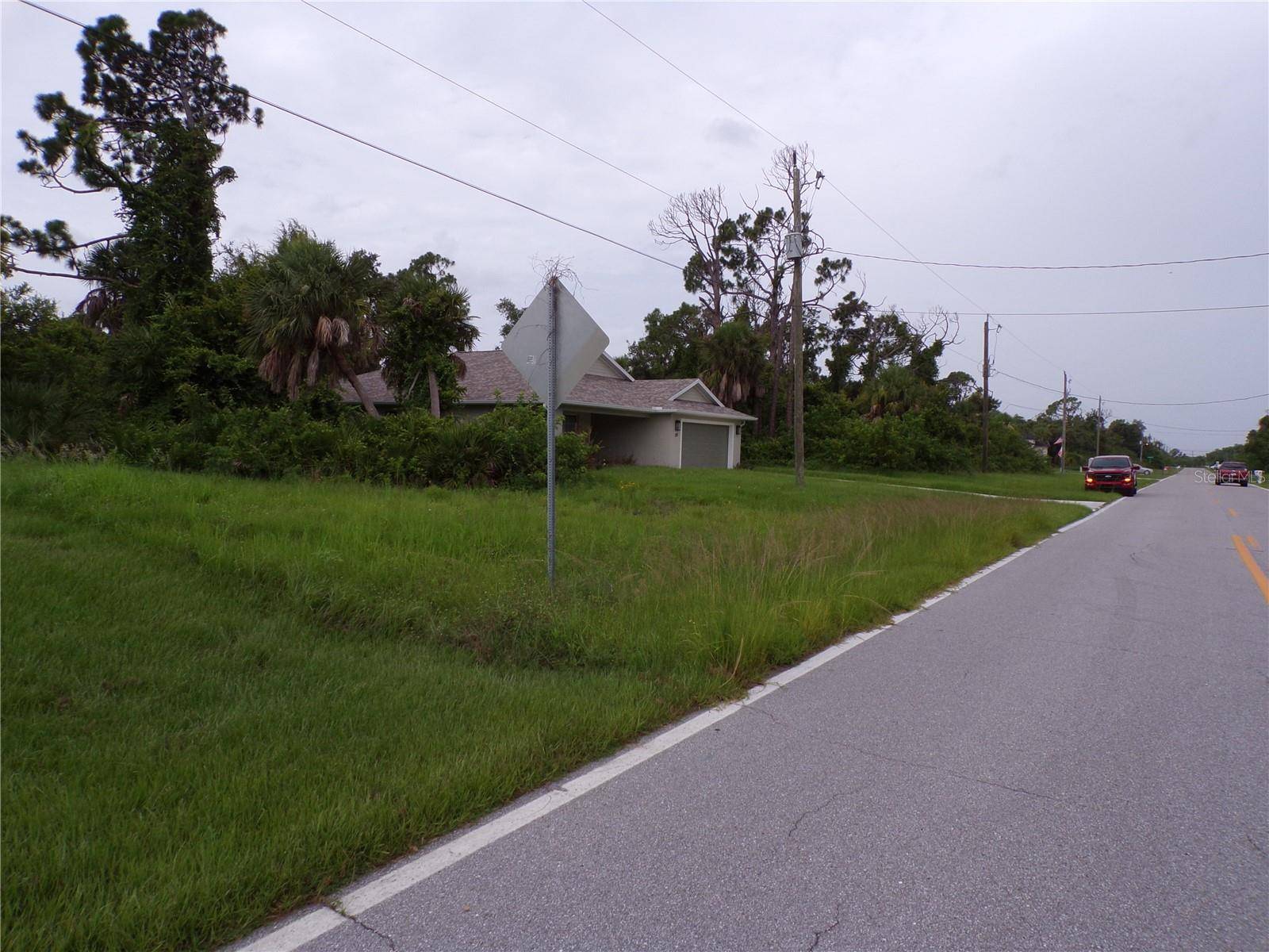 Rotonda West, FL 33947,219 COUGAR WAY