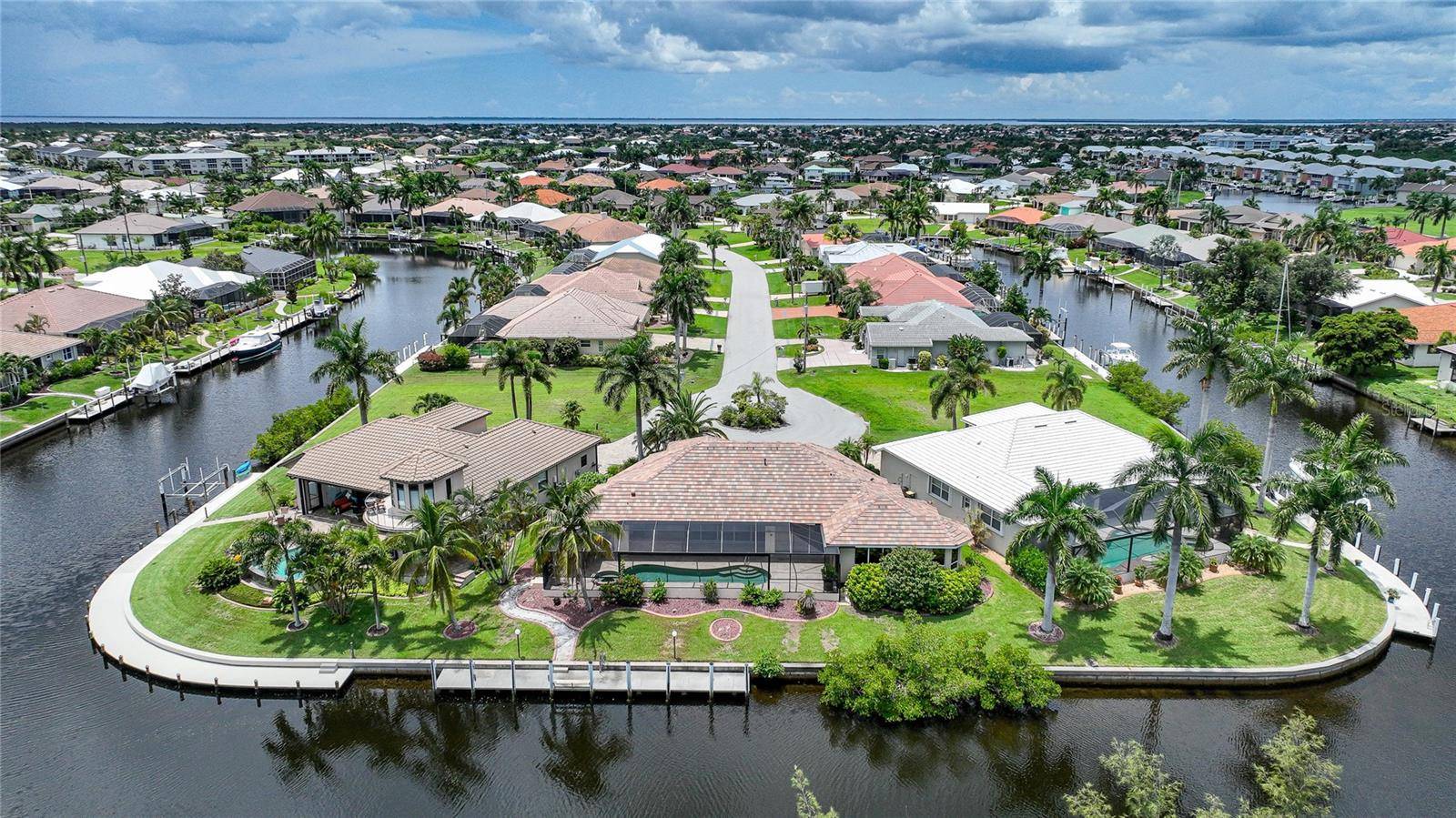 Punta Gorda, FL 33950,1430 WREN CT