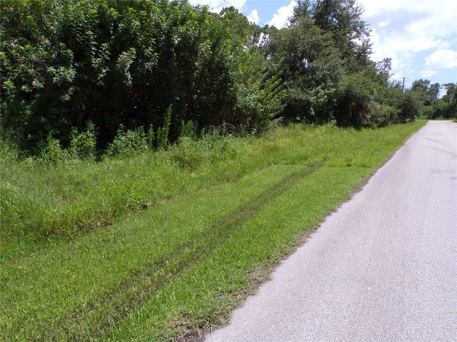 Port Charlotte, FL 33953,1290 KEESLER ST