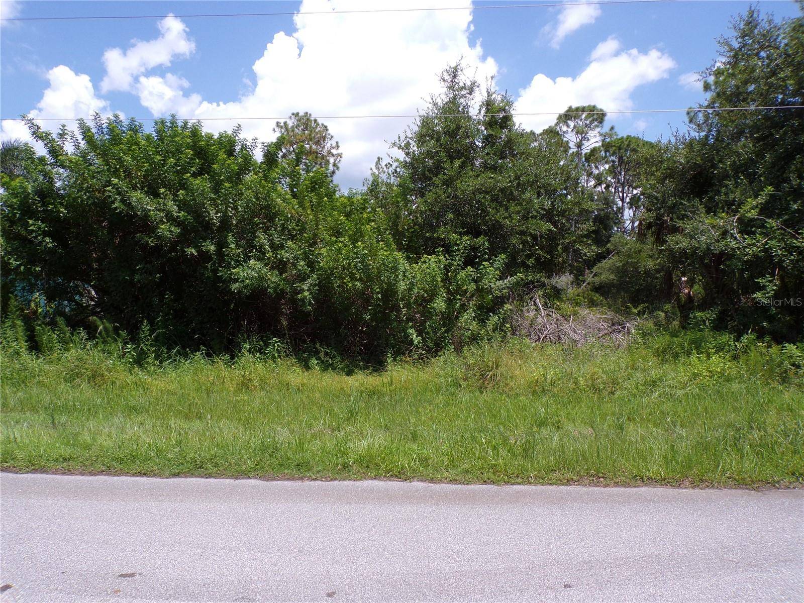 Port Charlotte, FL 33953,1290 KEESLER ST