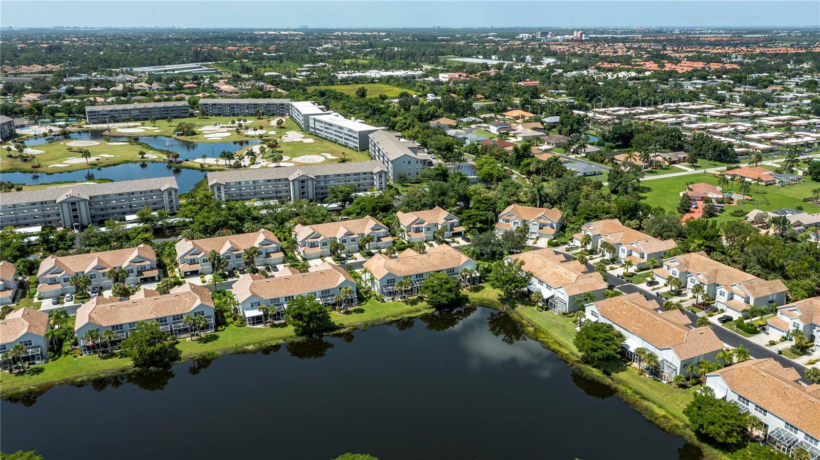 Fort Myers, FL 33919,8431 VILLAGE EDGE CIR #3