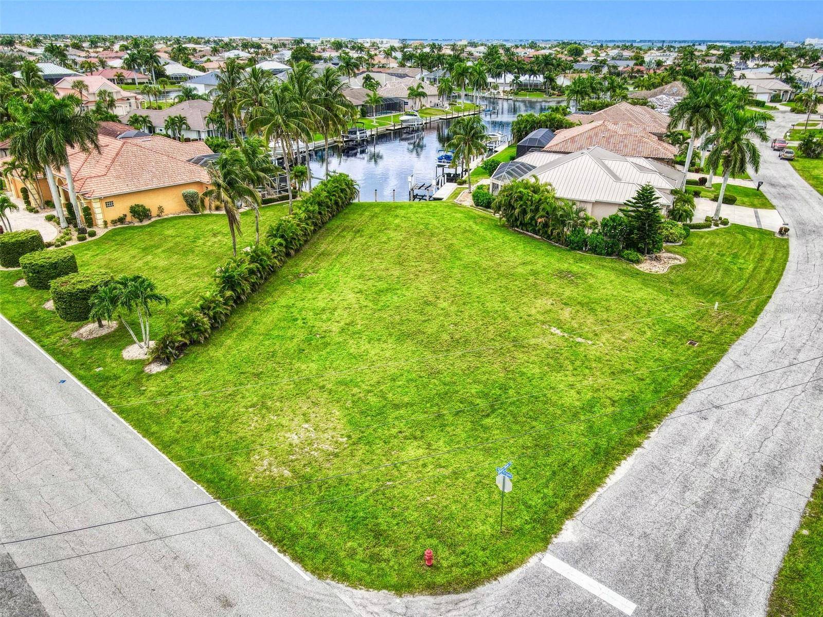 Punta Gorda, FL 33950,700 VIA TRIPOLI