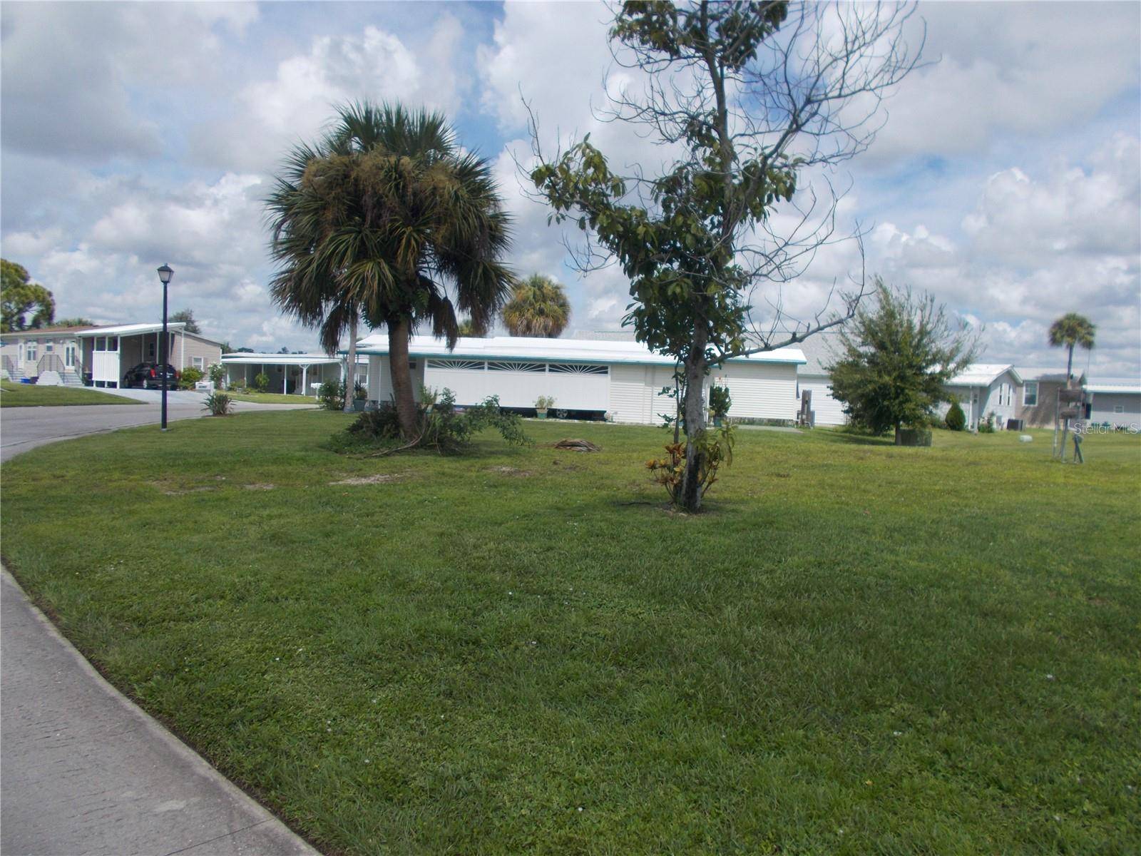 North Port, FL 34287,5751 HOLIDAY PARK BLVD