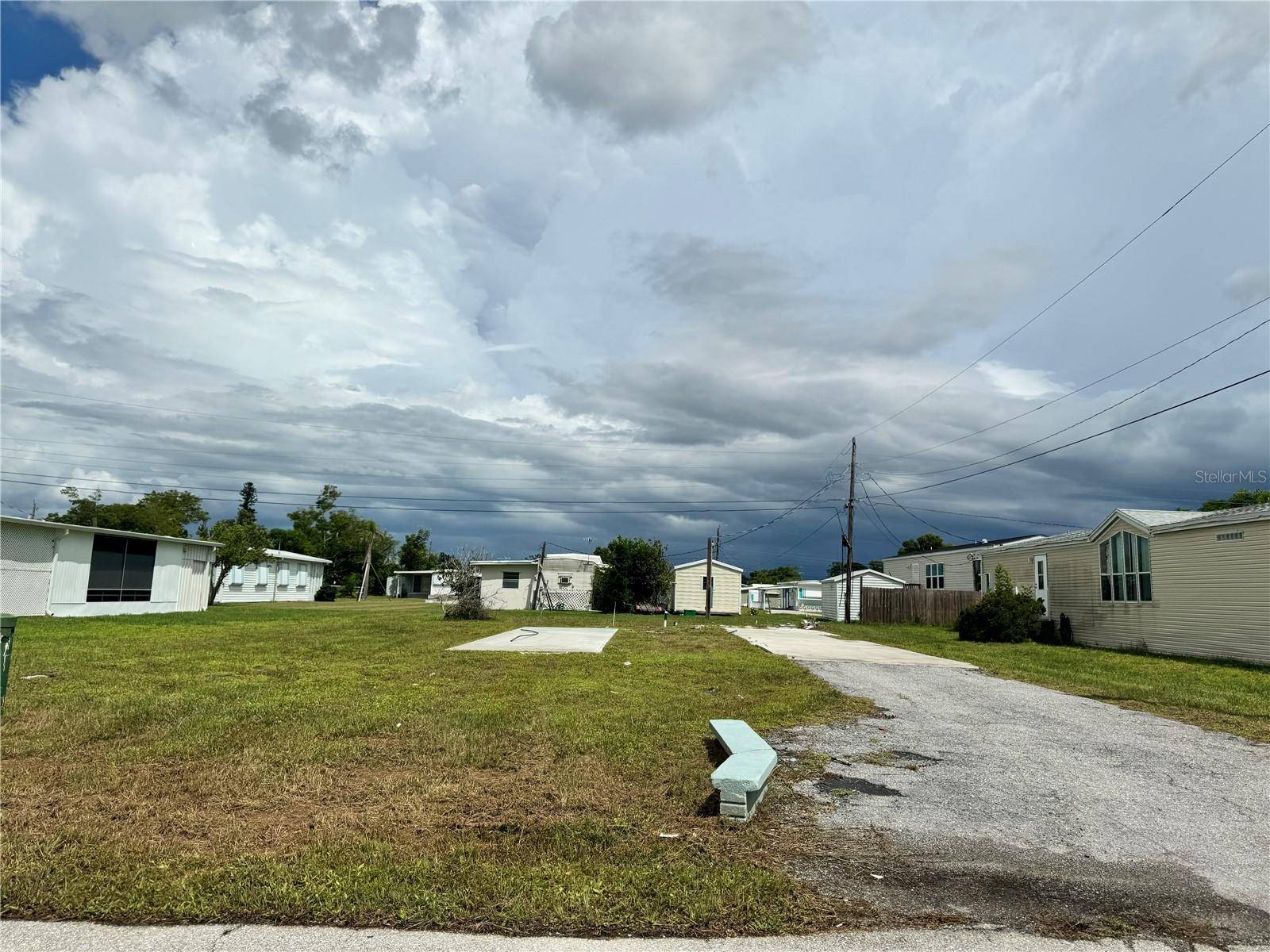 Englewood, FL 34224,865 CALLE MENUDA