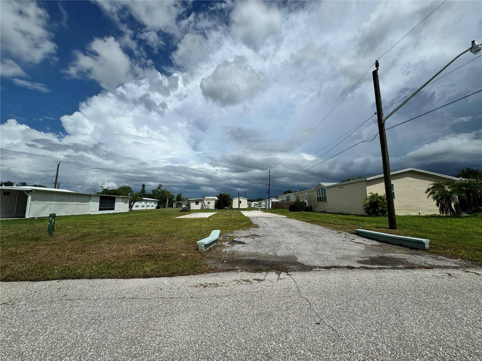 Englewood, FL 34224,865 CALLE MENUDA