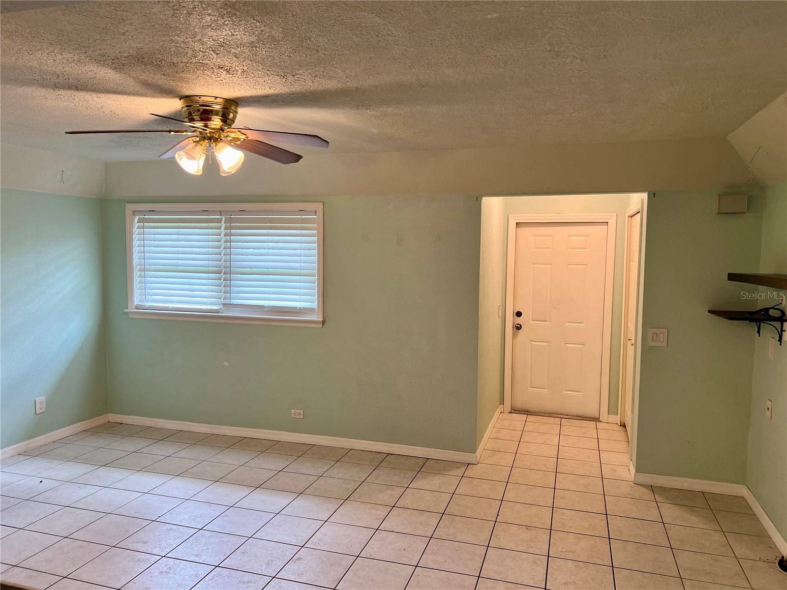 Port Charlotte, FL 33948,512 CHAMBER ST NW