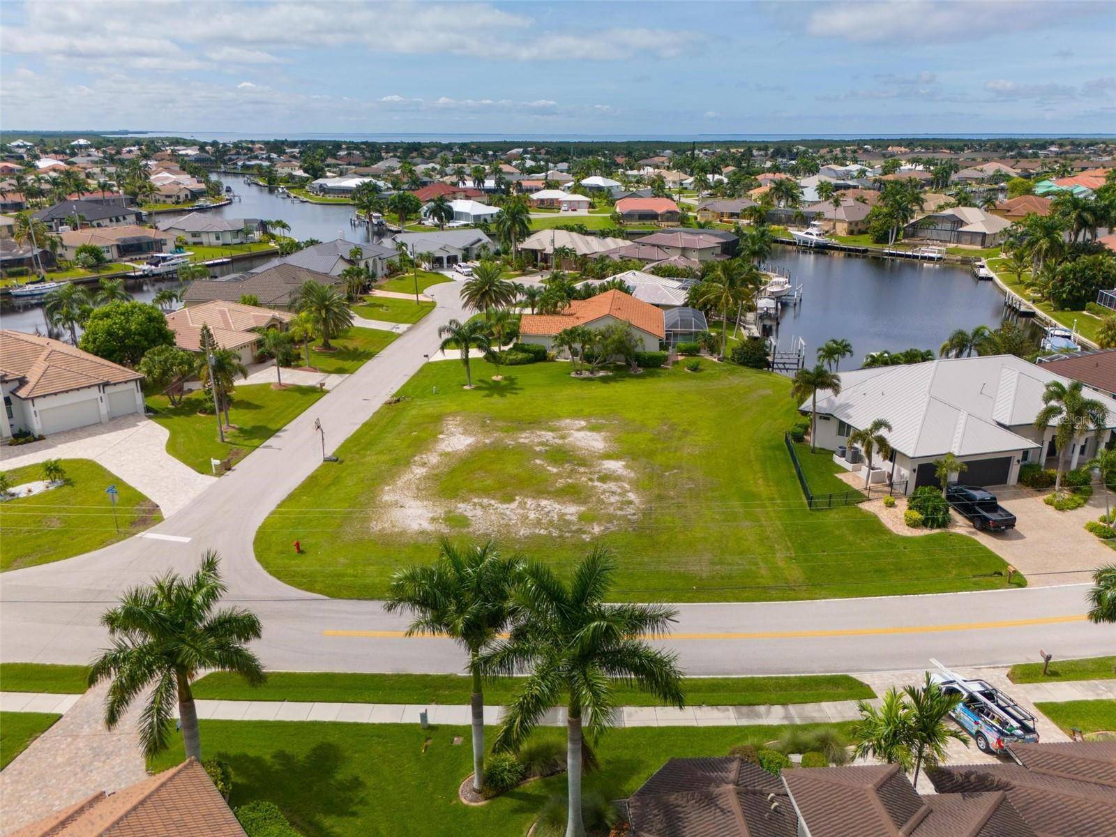 Punta Gorda, FL 33950,3675 WHIPPOORWILL CT