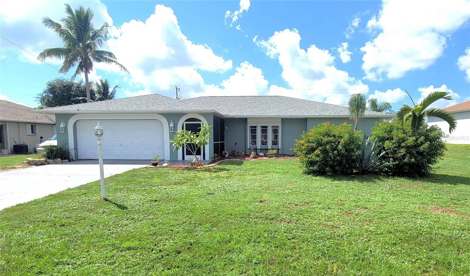 Cape Coral, FL 33909,1422 NE 10TH TER