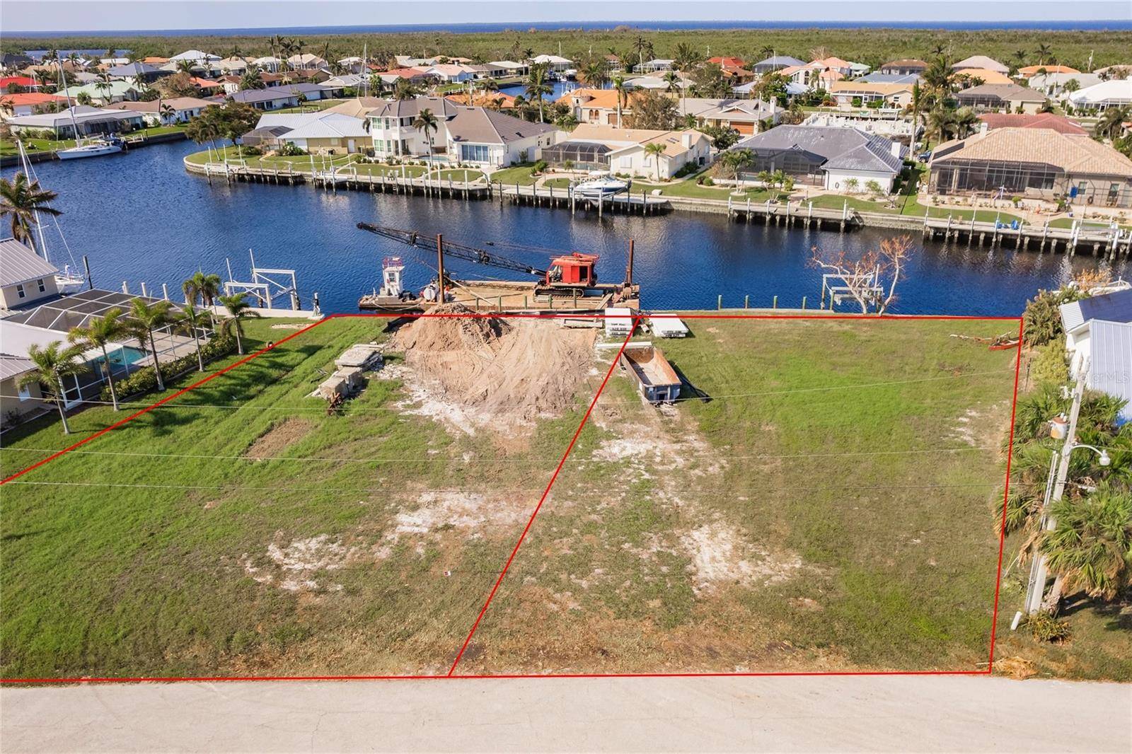 Punta Gorda, FL 33950,243 VENEZIA CT