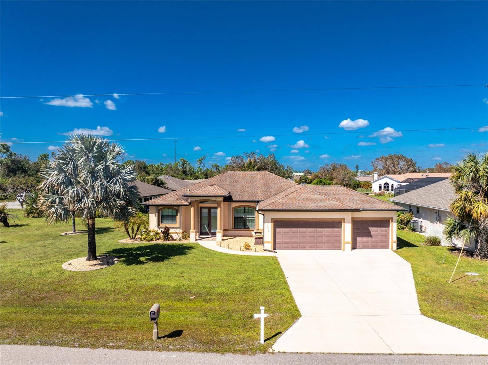 Punta Gorda, FL 33983,1275 BLUE LAKE CIR