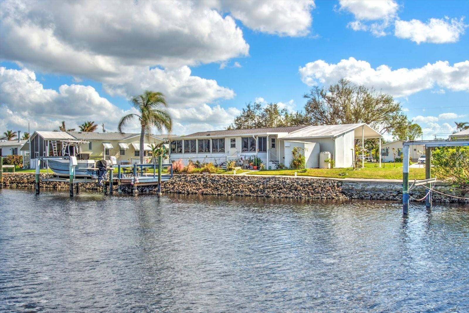 Punta Gorda, FL 33950,750 HOLLYHILL CT