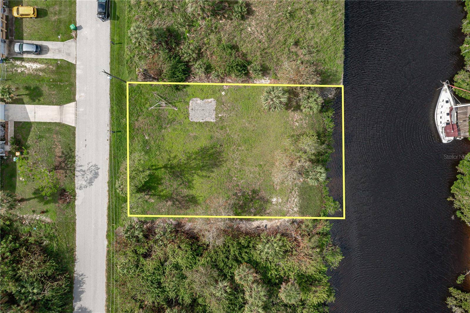 Port Charlotte, FL 33948,18310 KERRVILLE CIR