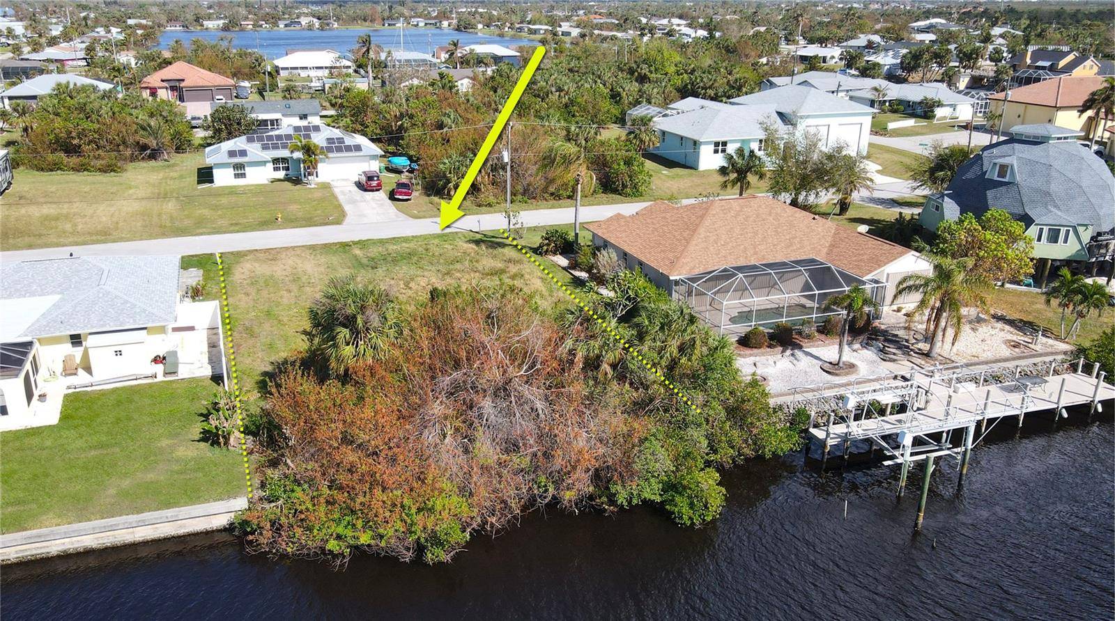 Port Charlotte, FL 33948,18826 AYRSHIRE CIR