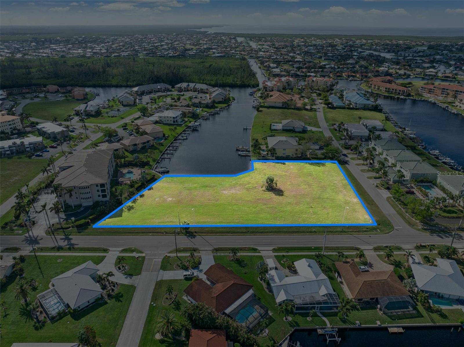 Punta Gorda, FL 33950,1359 AQUI ESTA DR