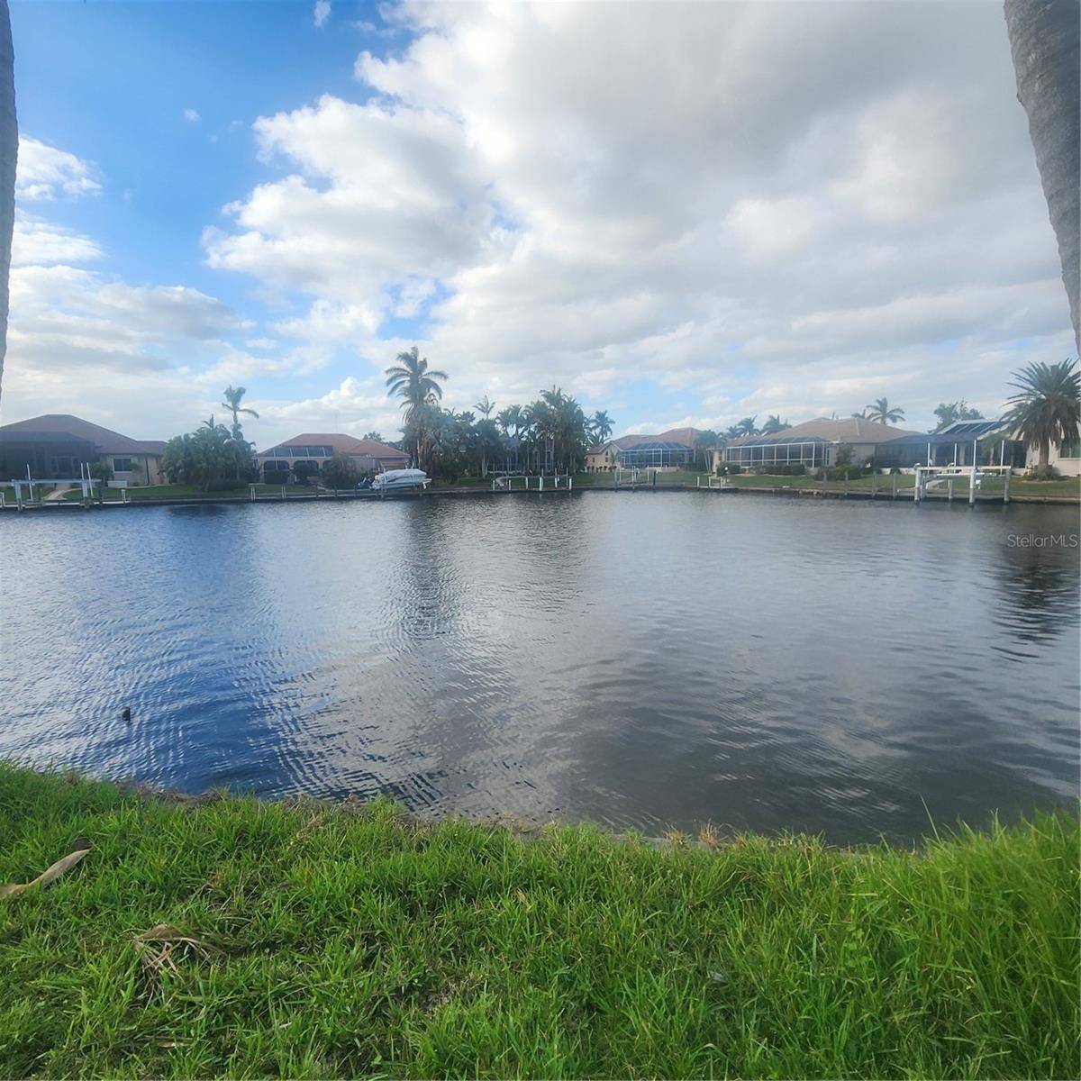 Punta Gorda, FL 33950,3907 MADRID CT #Lot 4