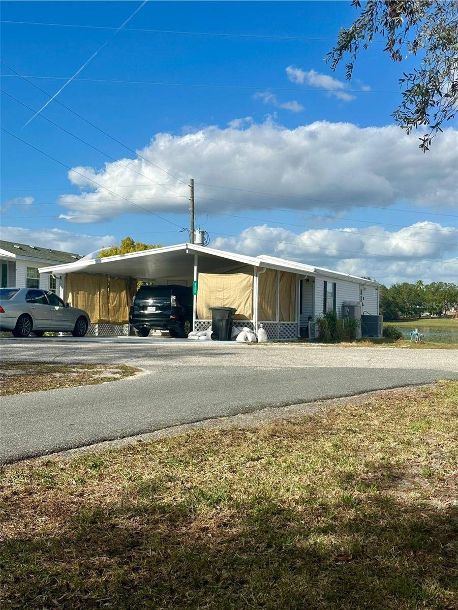 Weeki Wachee, FL 34613,9289 GRIZZLY BEAR LN