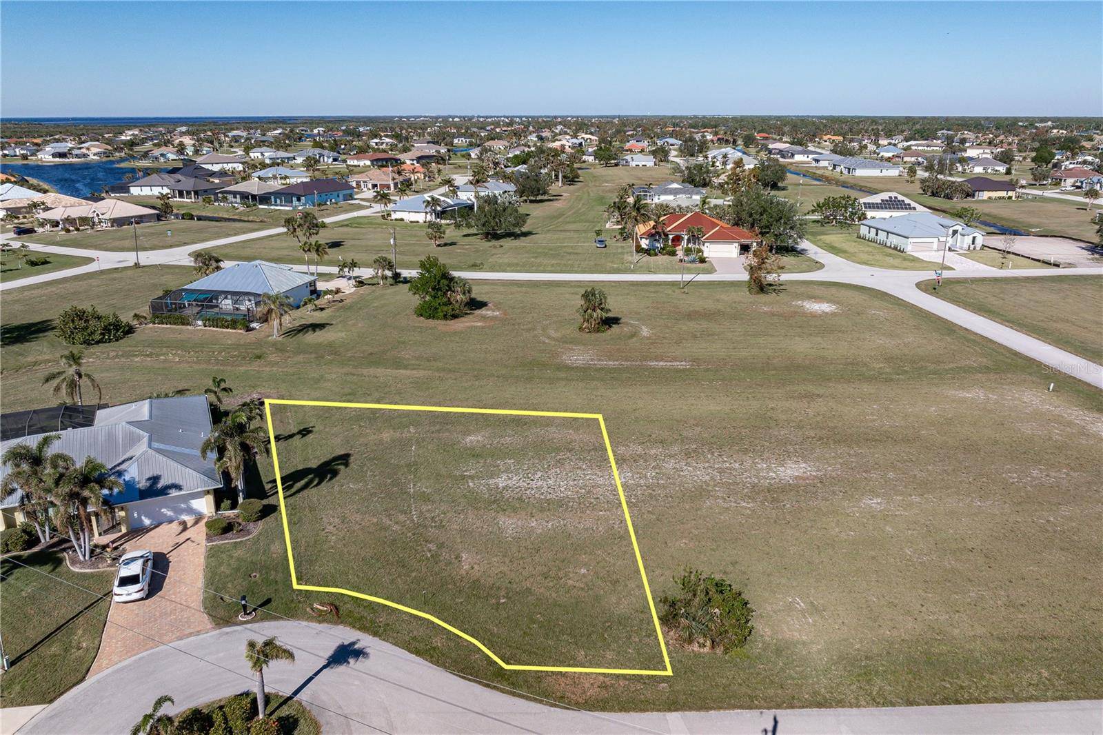 Punta Gorda, FL 33955,17503 MALARKY LN