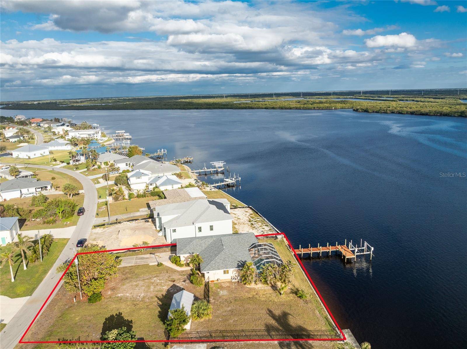 Punta Gorda, FL 33983,3220 PEACE RIVER DR