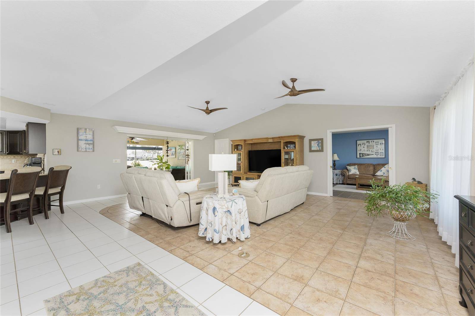 Punta Gorda, FL 33955,17260 VAGABOND CIR