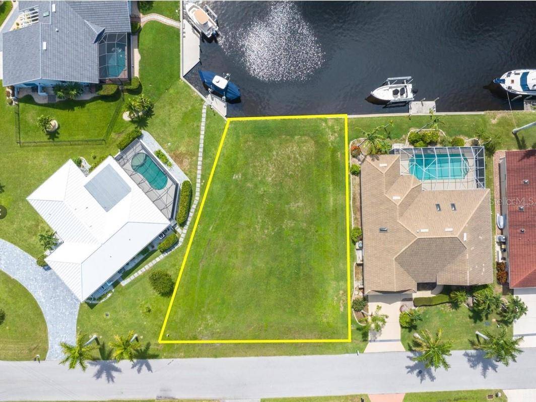 Punta Gorda, FL 33950,3806 BERMUDA CT