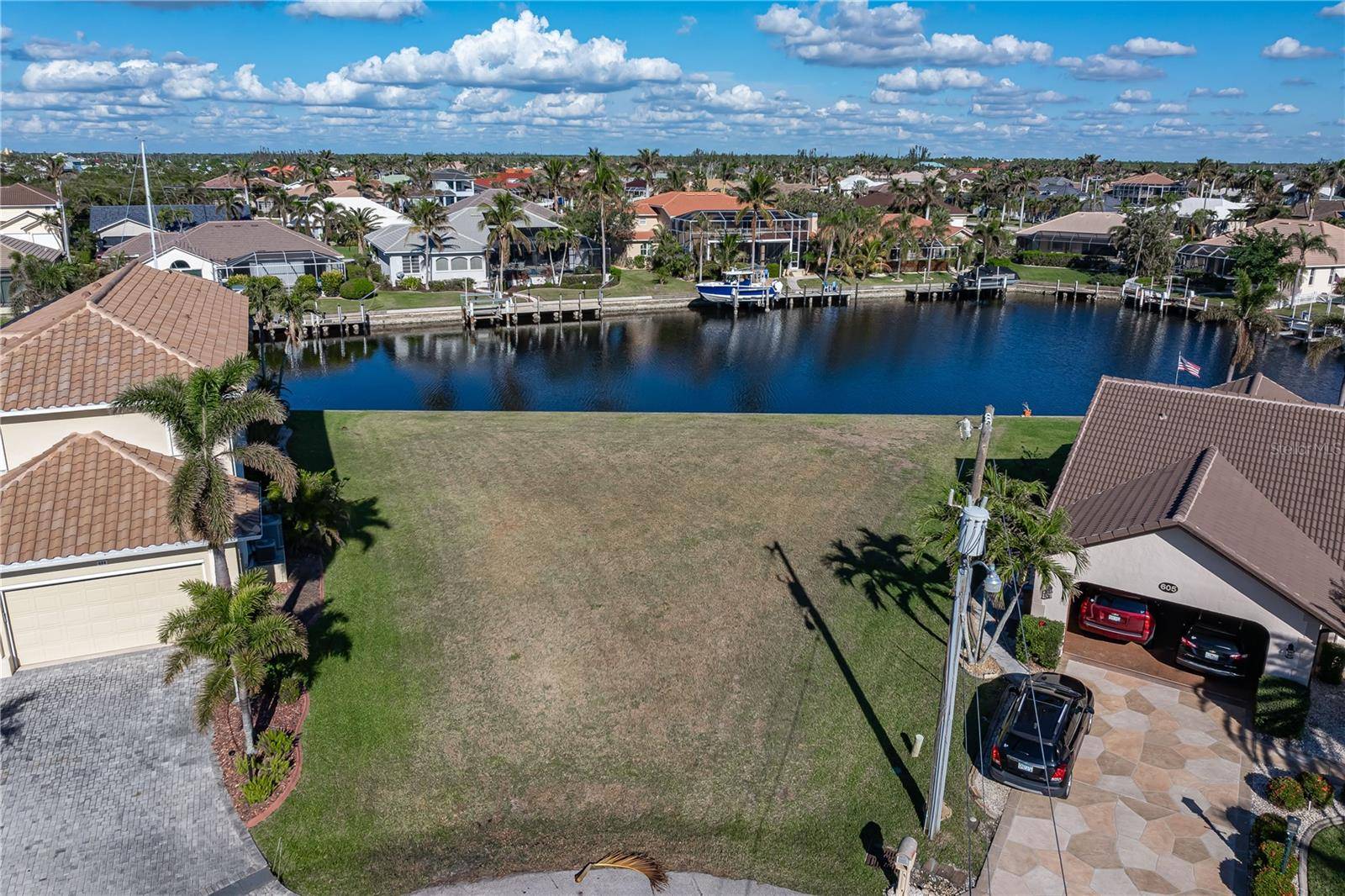 Punta Gorda, FL 33950,600 CANDIA CT