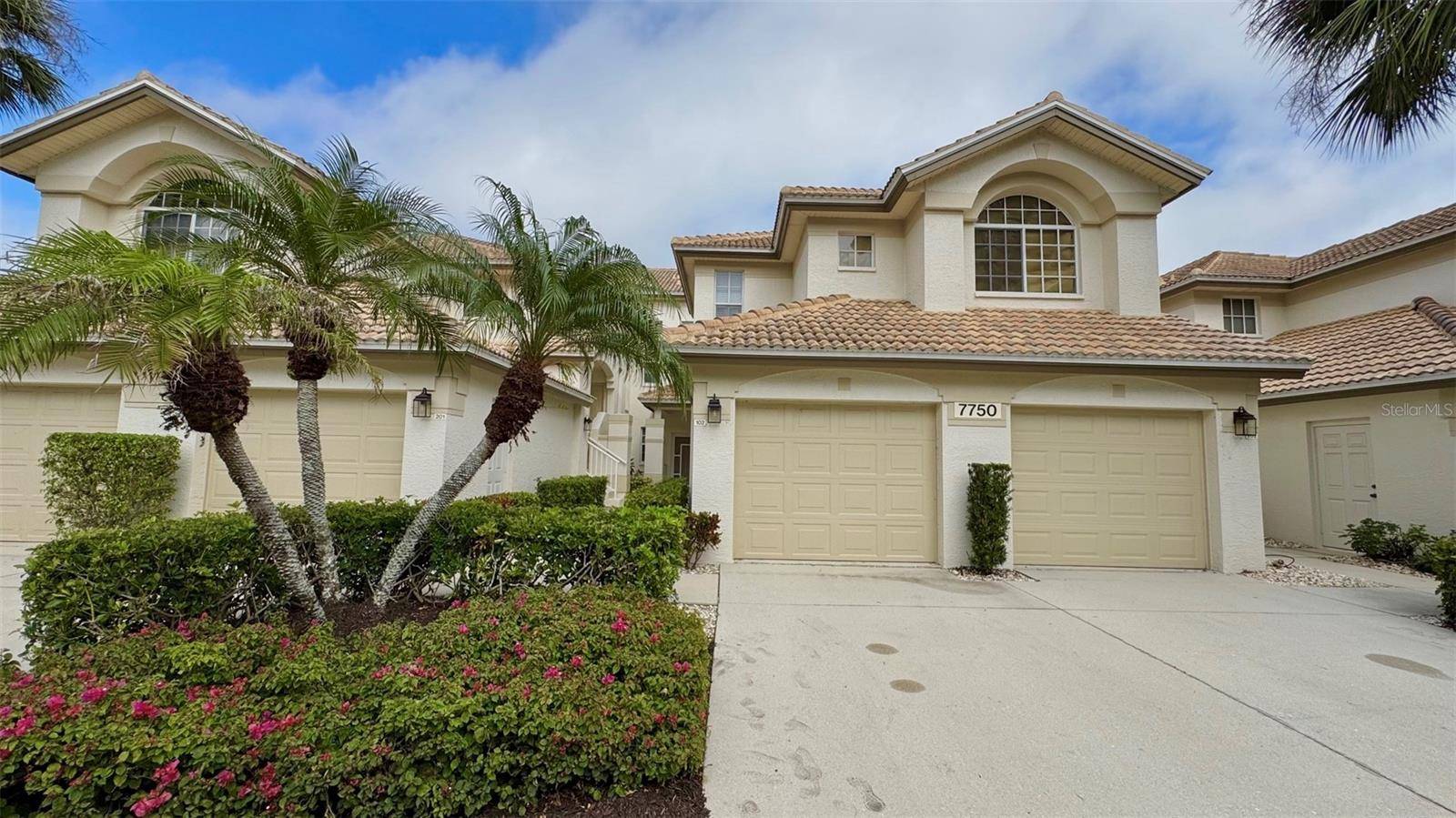 Naples, FL 34109,7750 GARDNER DR #102