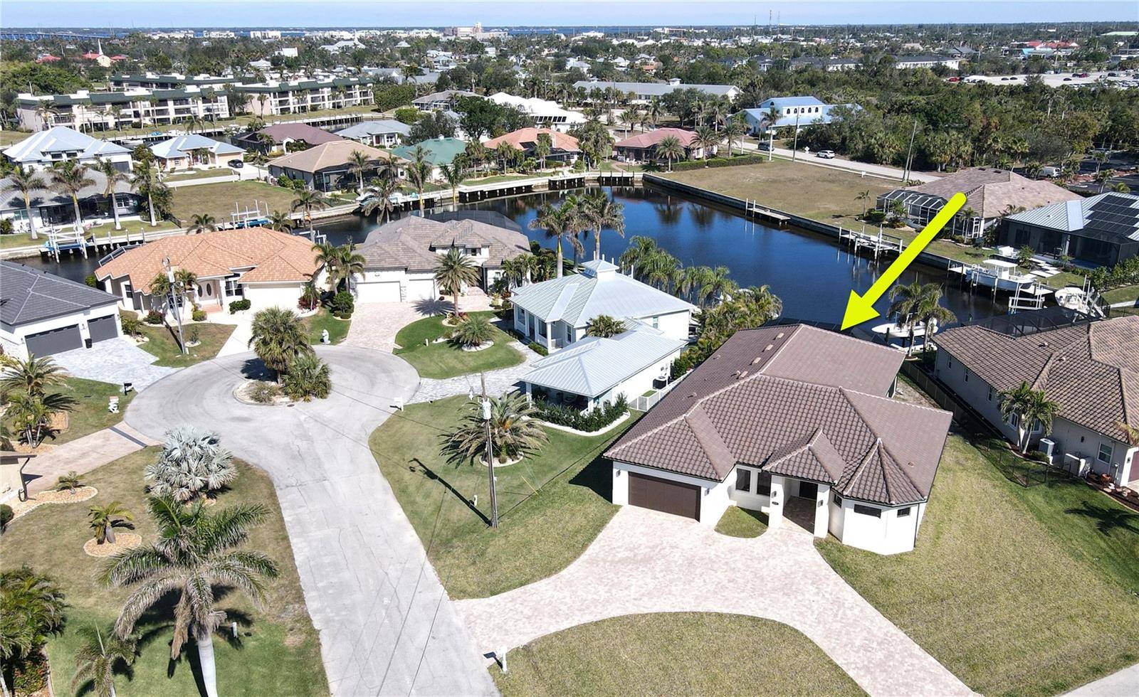 Punta Gorda, FL 33950,432 GUN CAY LN