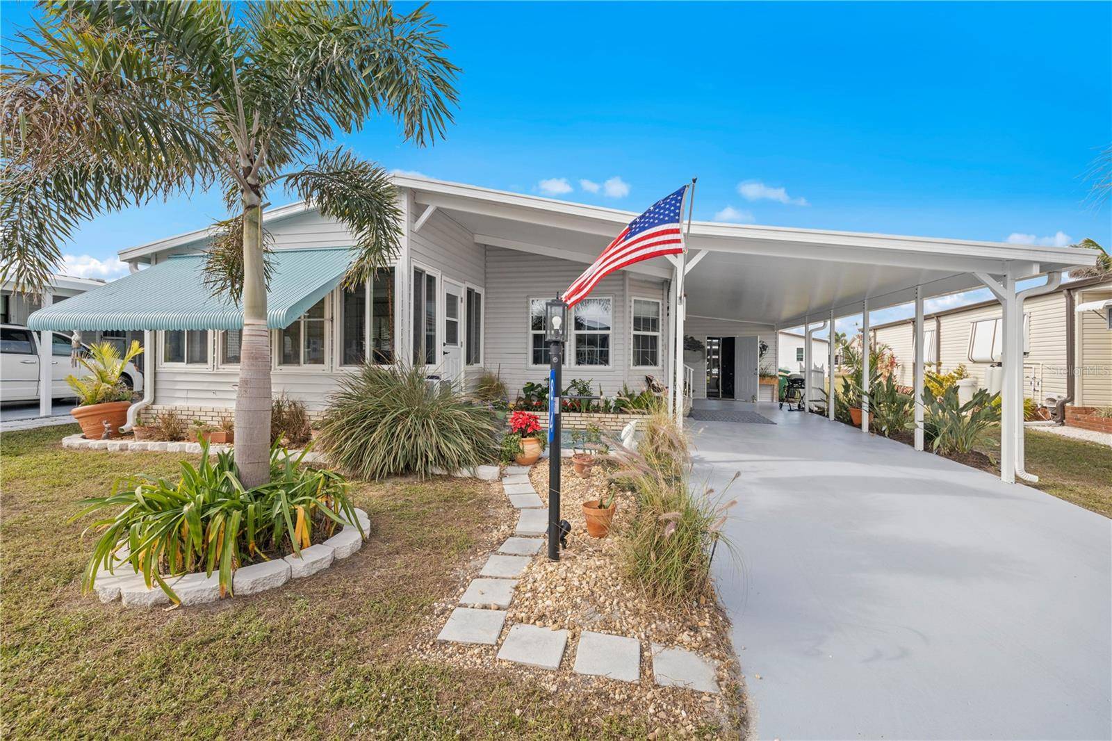 Punta Gorda, FL 33955,15550 BURNT STORE RD #84