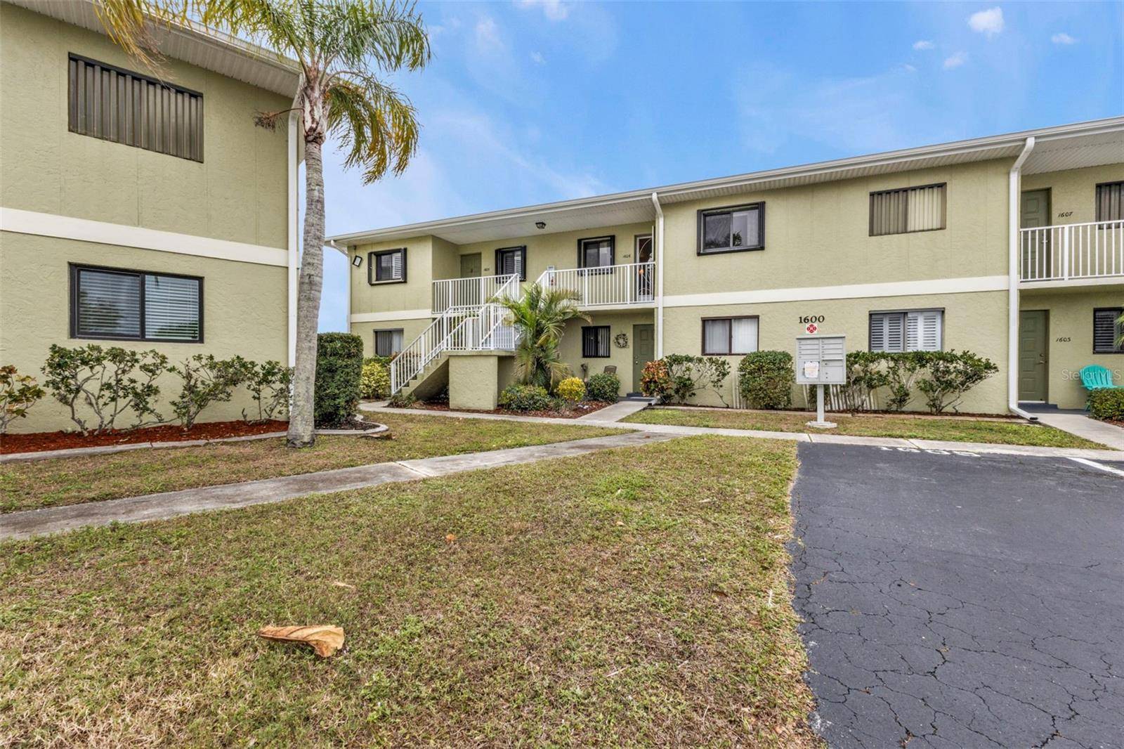 Punta Gorda, FL 33983,25225 RAMPART BLVD #1606