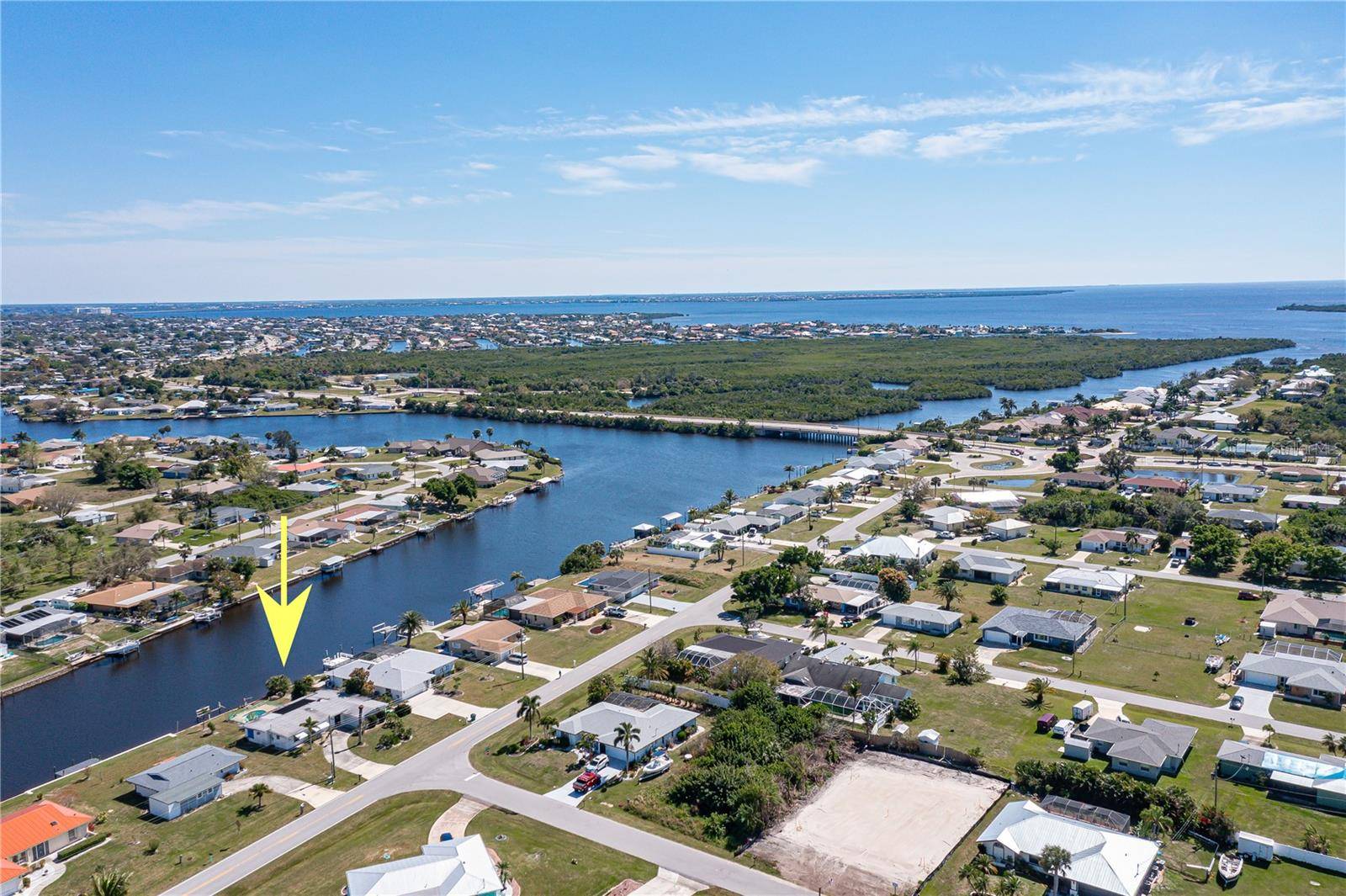 Port Charlotte, FL 33952,217 W TARPON BLVD NW
