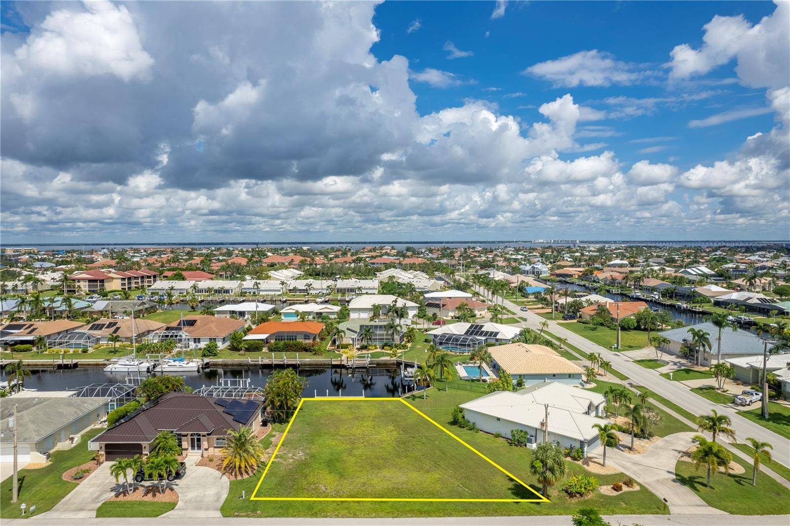 Punta Gorda, FL 33950,2510 RIO LISBO CT