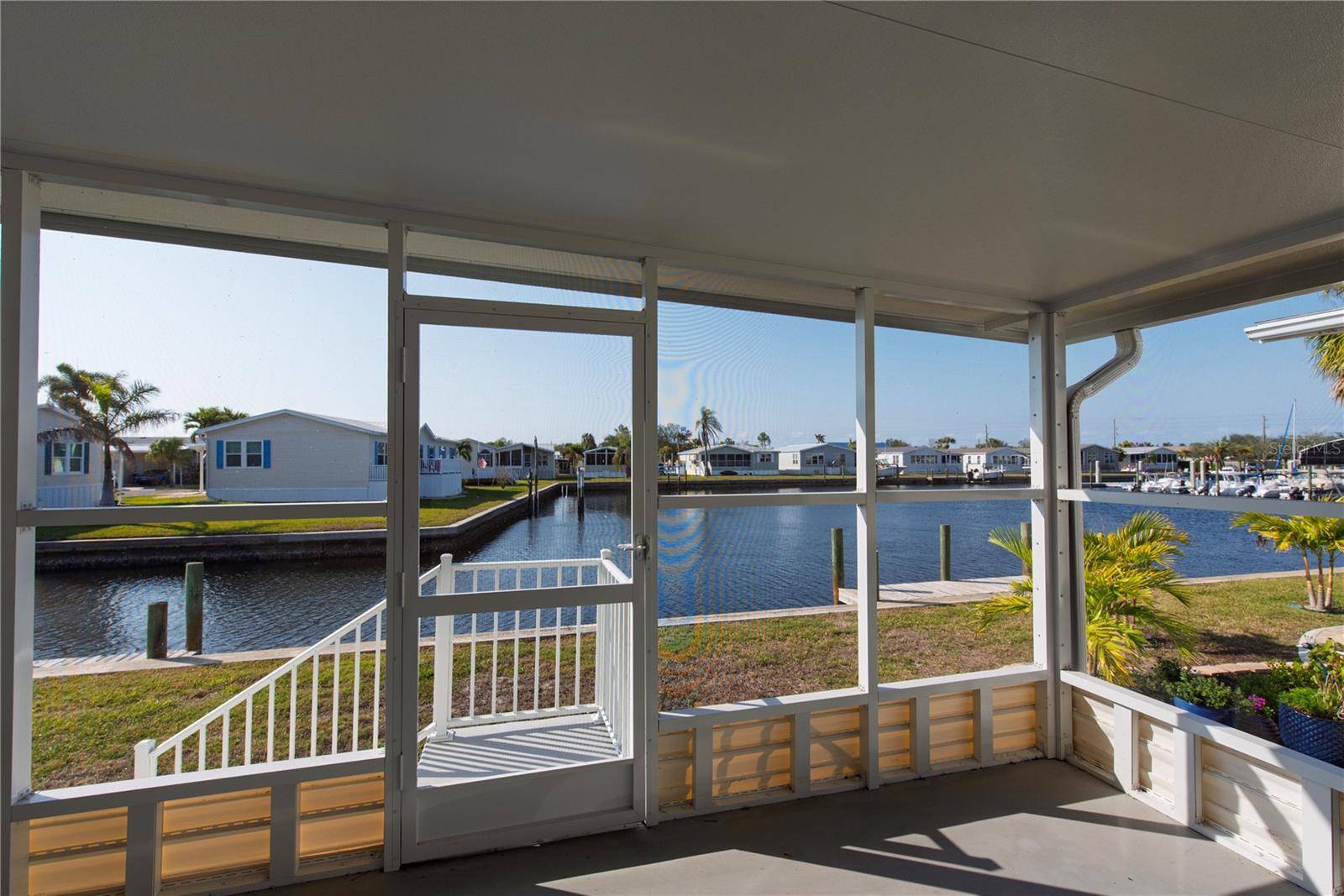 Punta Gorda, FL 33950,37 EMDEN CIR