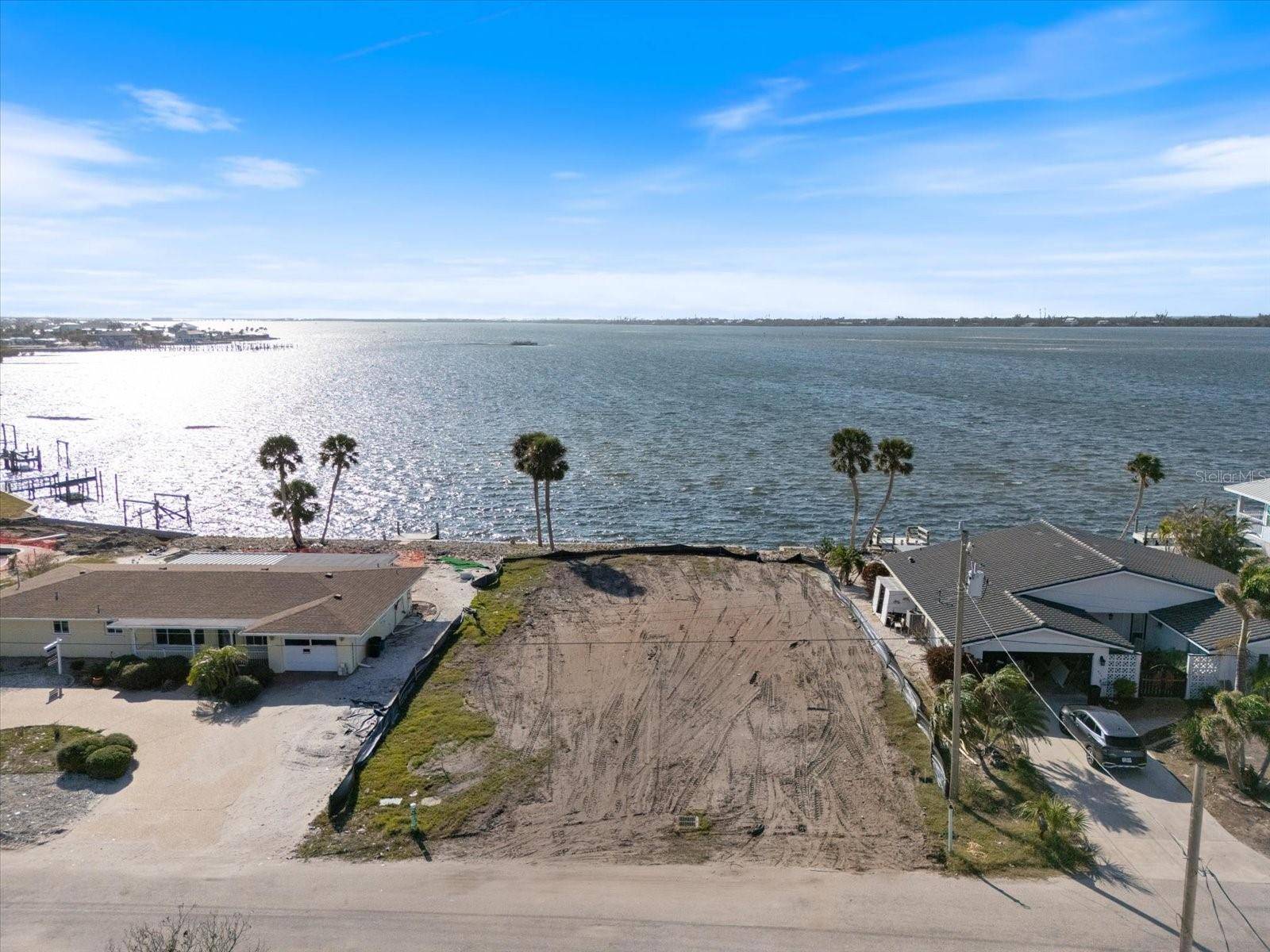 Englewood, FL 34223,933 SUNCREST LN