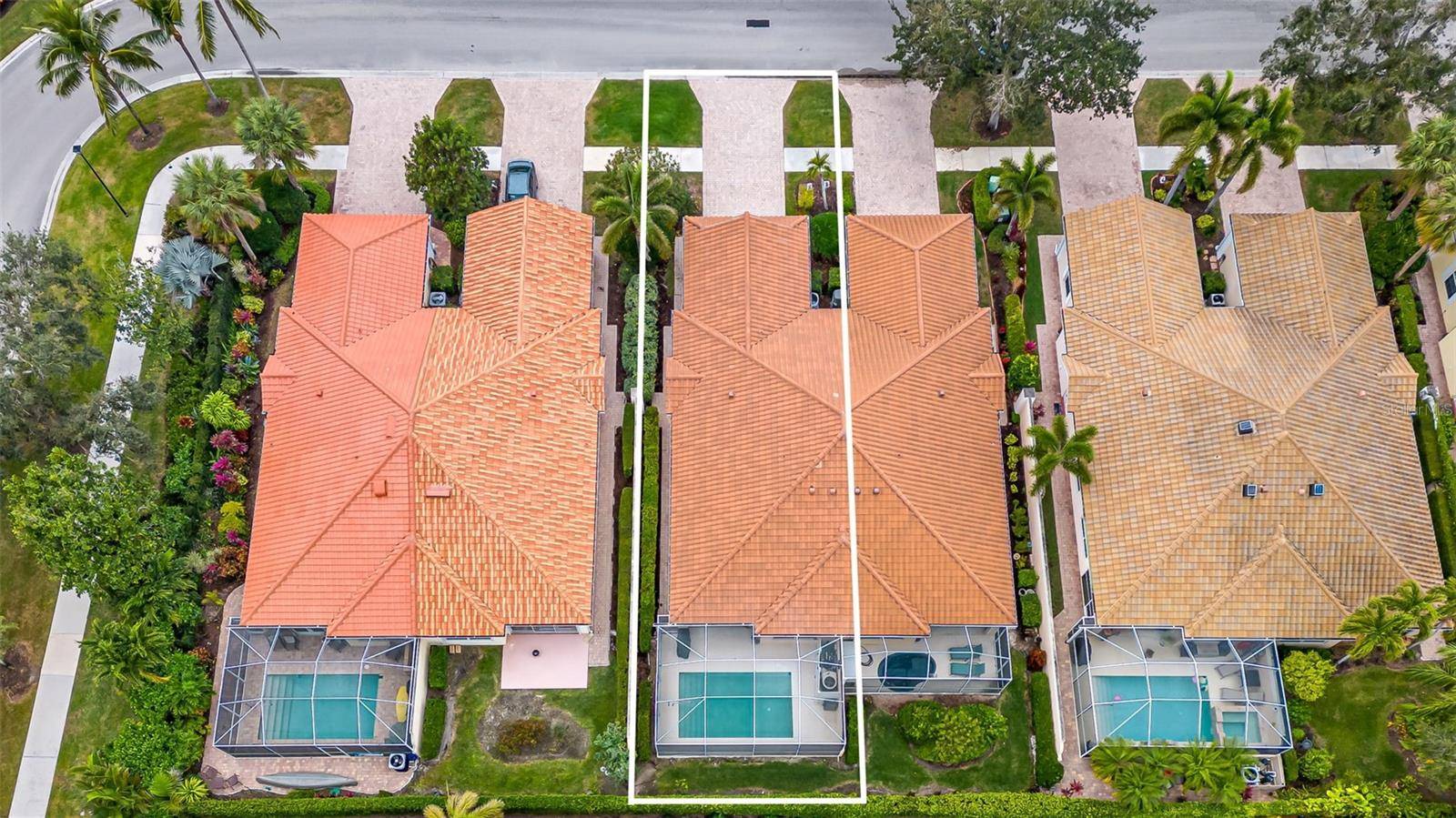 Naples, FL 34119,5508 ISLANDWALK CIR